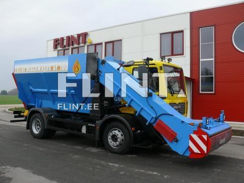 Iseliikuv söödamikser MAN baasil