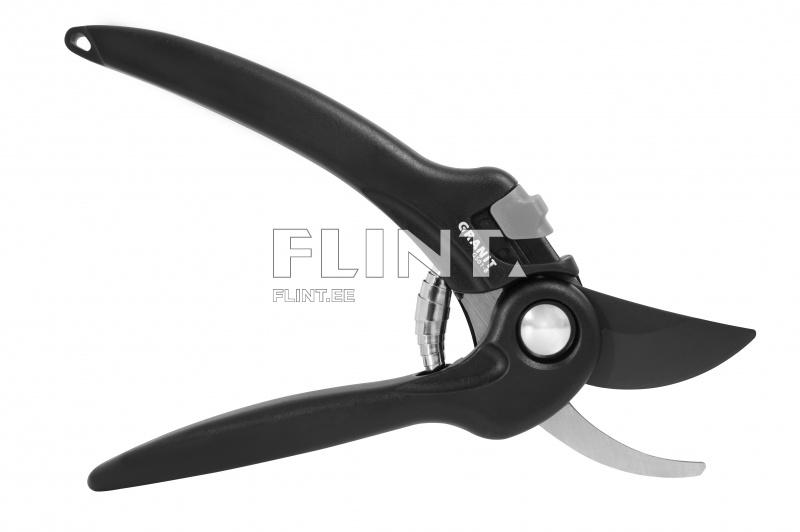 Mustad käärid, millel on ergonoomilised käepidemed ja teravad teraotsad. Kääride isetäitev mehhanism tagab sujuva lõikamise, samas kui käepide on mugav ja kindla haardega.