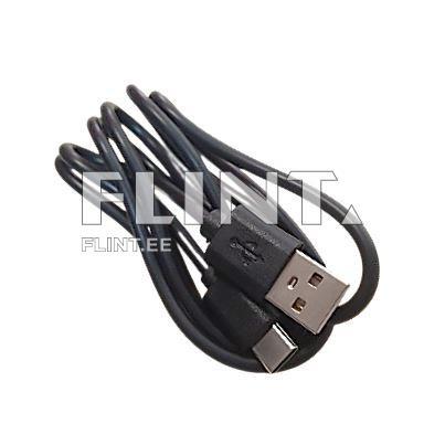 Pilt näitab musta USB-kaablit, millel on üks standardne USB-a ühendus ja üks USB-C ühendus. Kaabel on korralikult kokku keritud.
