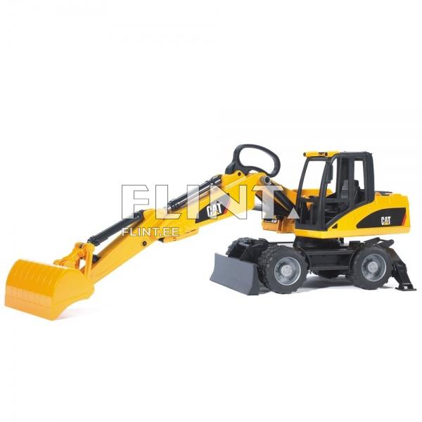 Kollane ekskavaator, millel on suur kaevamisvanker ja mustad rattad. Kabinet on avatud ja siseruumides on kaks istet. Masin seisab stabiilselt ja on valitud CAT brändi jaoks.