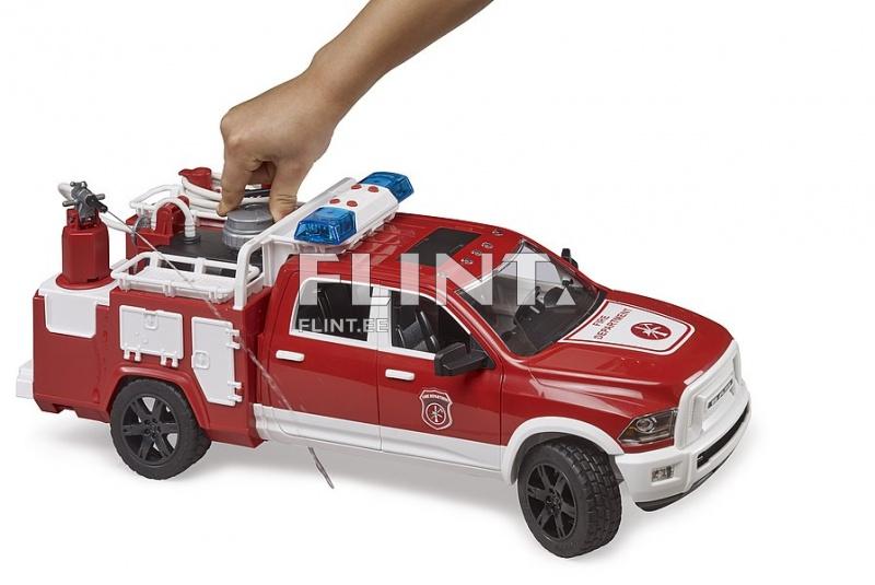 Tuletõrje auto Dodge Ram 2500 (44x17x18cm) Bruder
