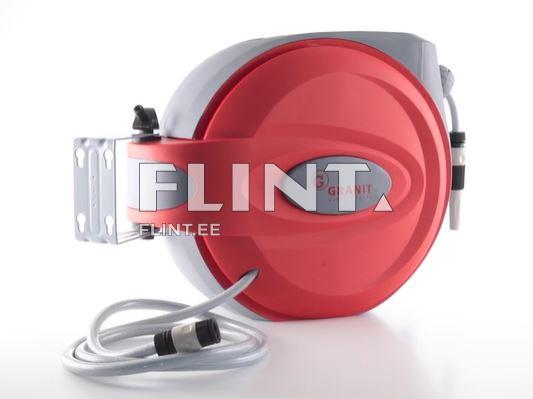 Punane ja hall seinakinnitus koos rullikuga, millel on pikk voolik. Seade on ümar ja sellel on brändi logo.